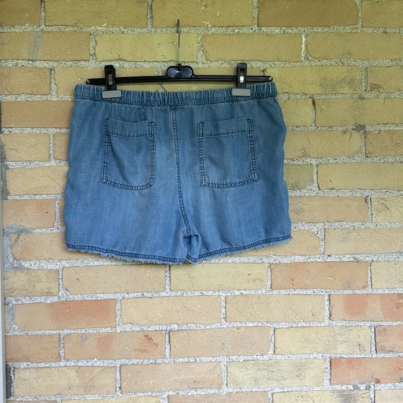 Anthropologie Cloth & Stone Tencel Denim Shorts - Picture 3 of 4